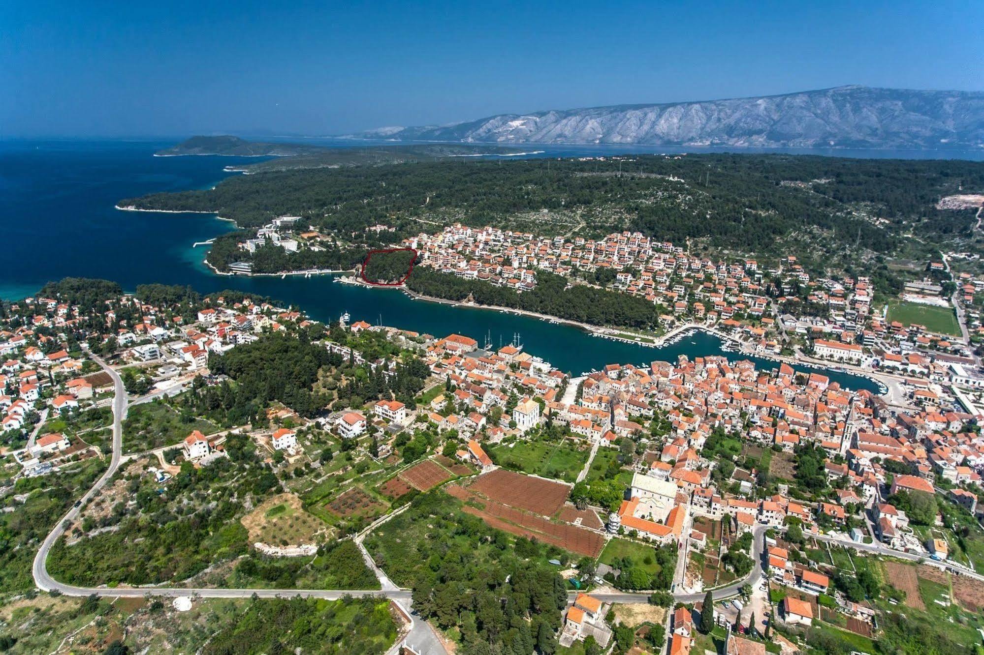 Madrugada Apartments Stari Grad  Esterno foto